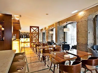 Turim Terreiro Do Paco Отель 4*