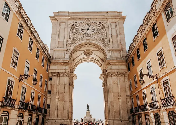 Отель Turim Terreiro Do Paco 4*